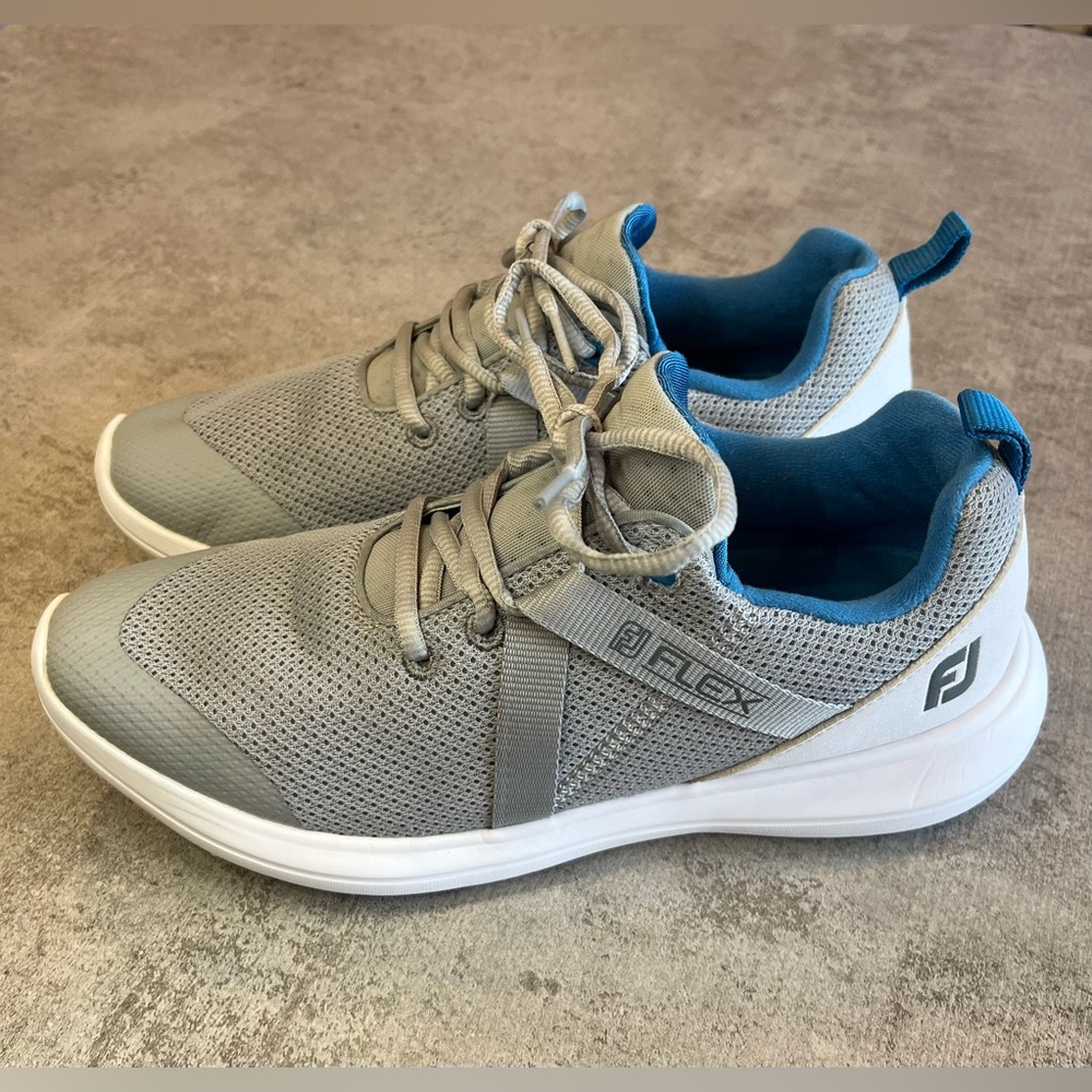 FootJoy Women’s Flex Spikeless Golf Shoes - Size 8.5